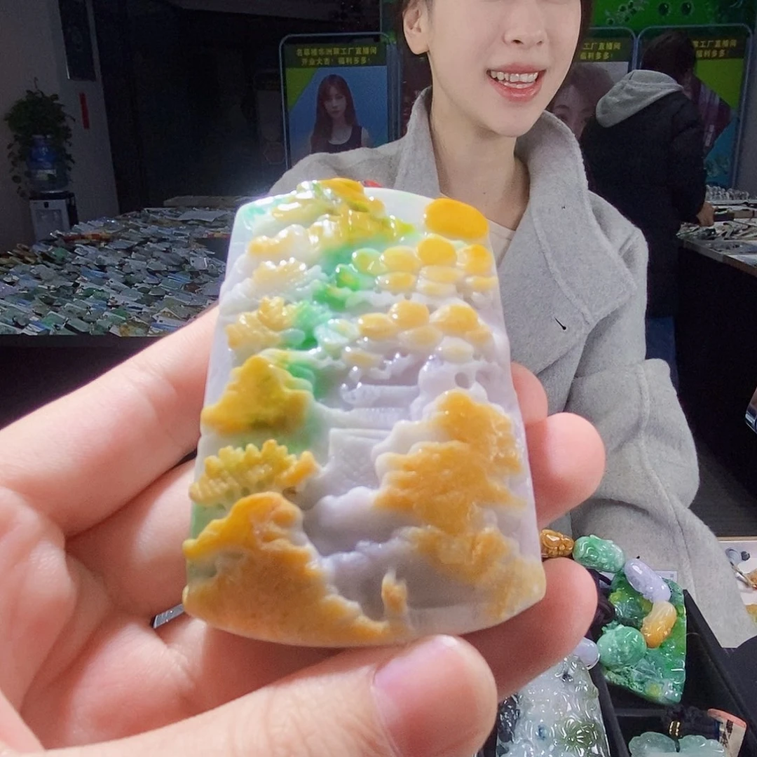 颈饰未镶嵌翡翠翡翠