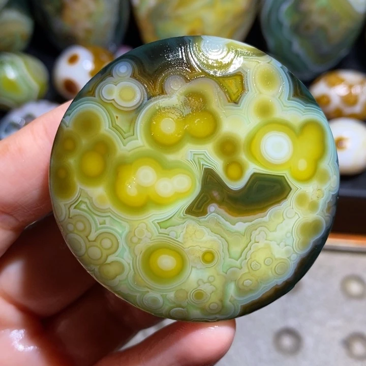 未镶嵌玛瑙/玉髓珠宝半成品32