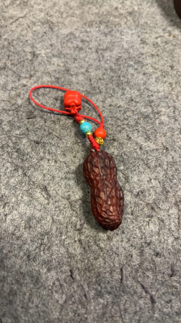 小叶紫檀花生吊坠