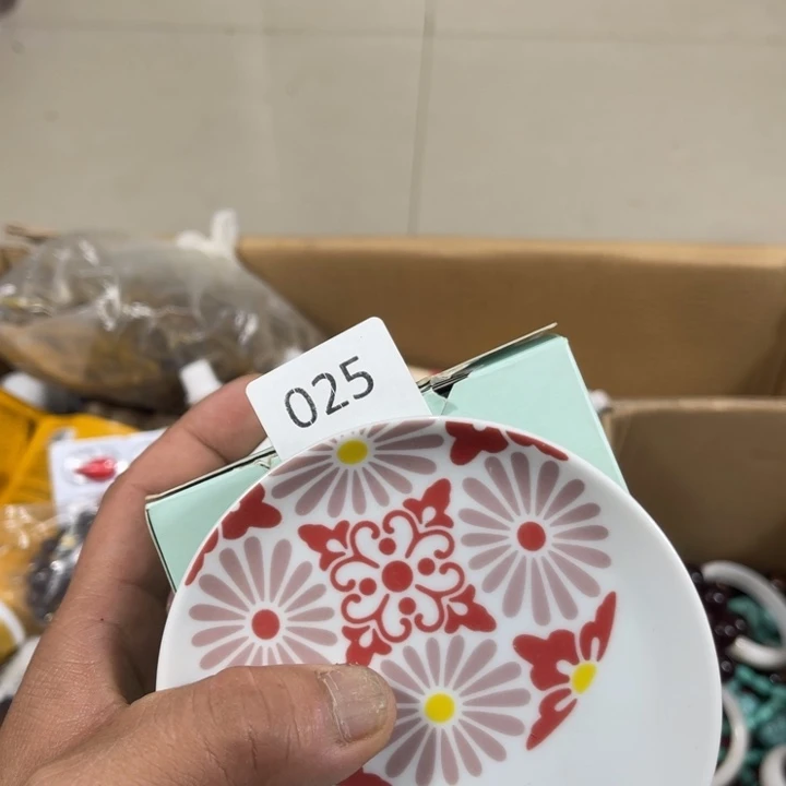 回流瓷器瓷器碎片25