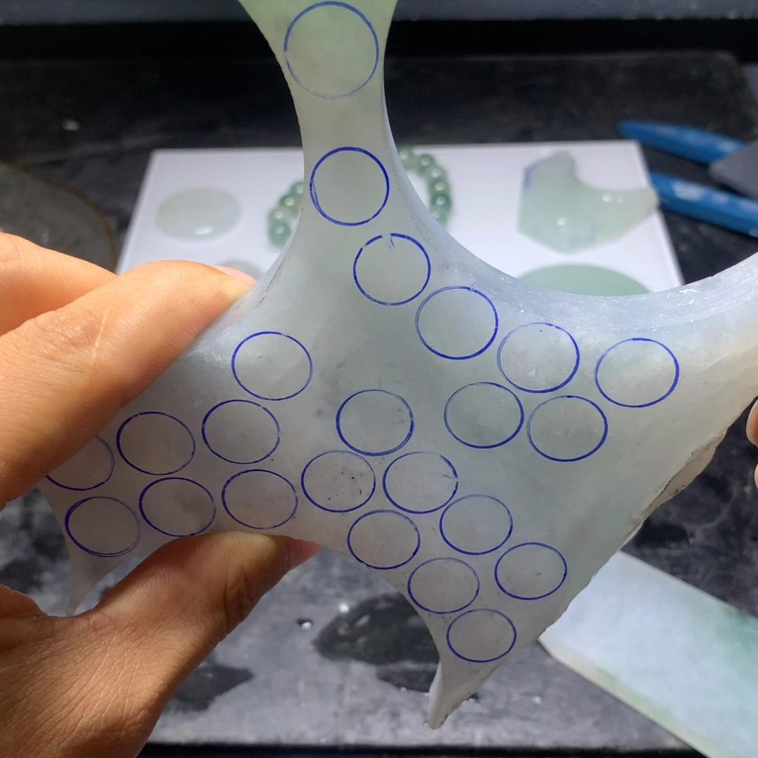 润***材定制翡翠未镶嵌翡翠