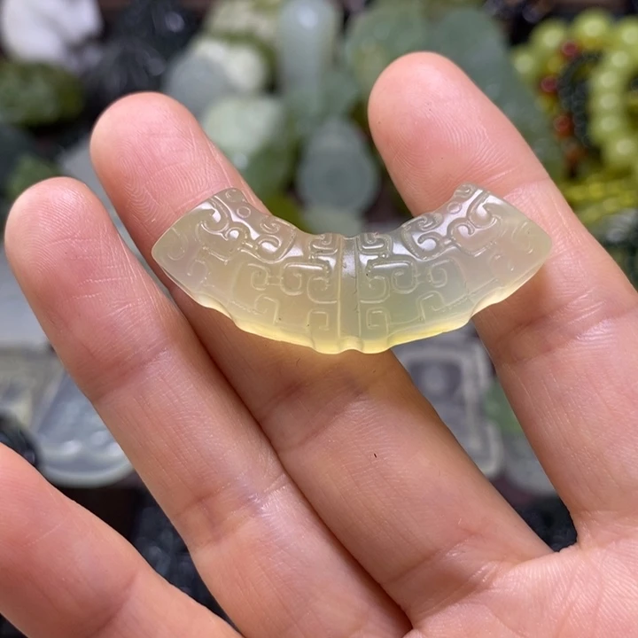 岫玉未镶嵌岫玉颈饰