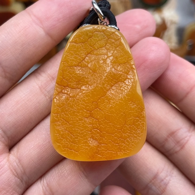 【闪购商品】未镶嵌吊坠(赠链)琥珀