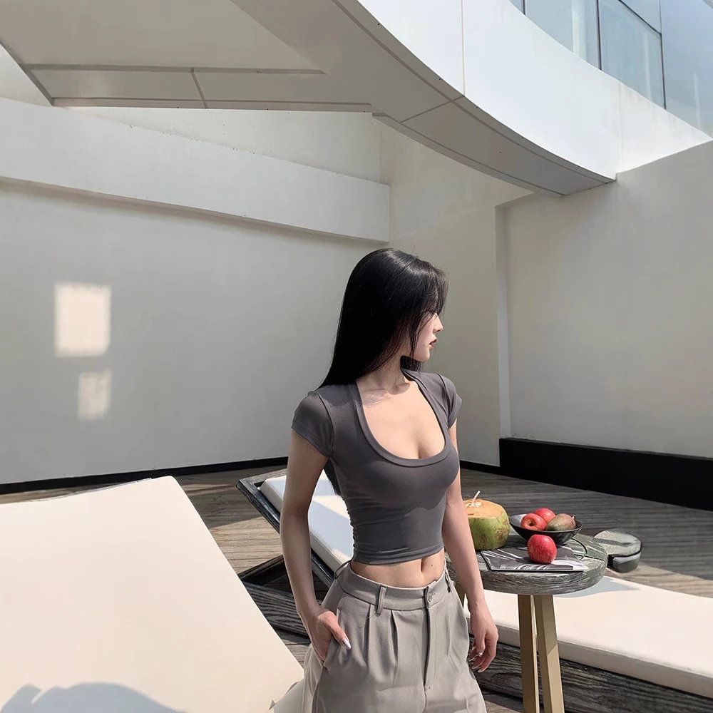 欧美性感低胸诱惑诱惑短款露脐女短袖t恤辣妹显瘦低U领热辣上衣