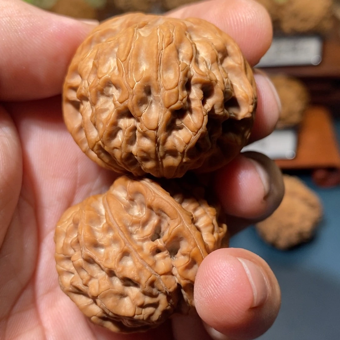 文玩核桃吊坠核王