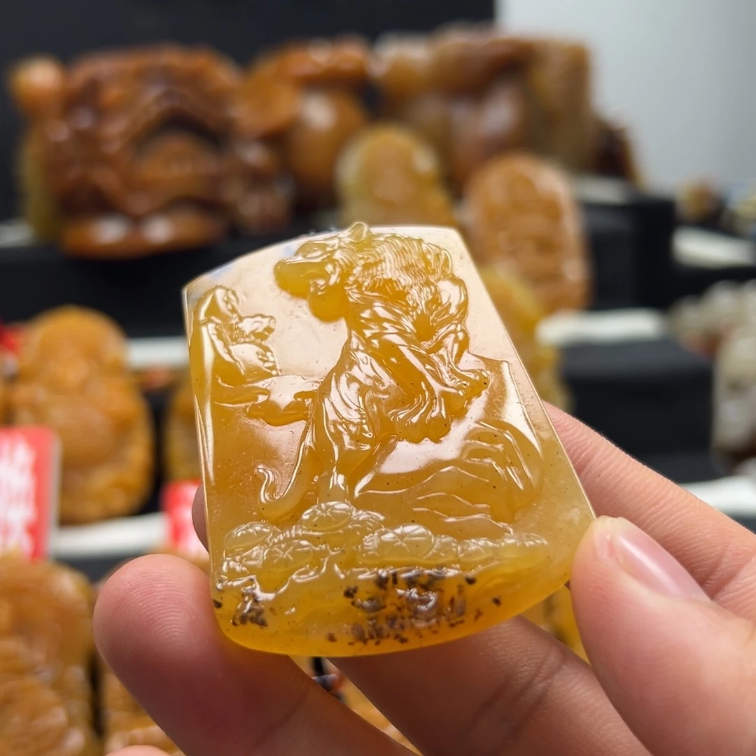 石英质玉（黄龙玉）未镶嵌多选发其一