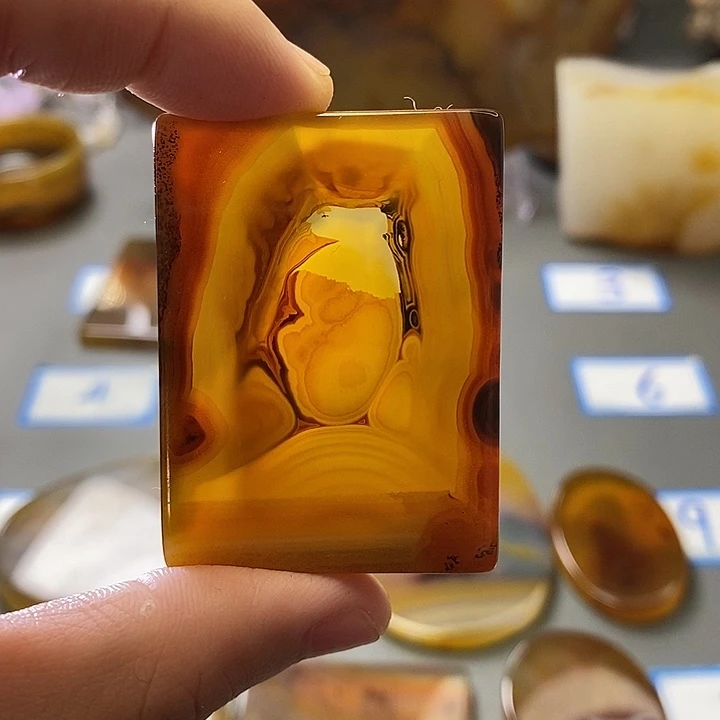 玛瑙/玉髓未镶嵌珠宝半成品121