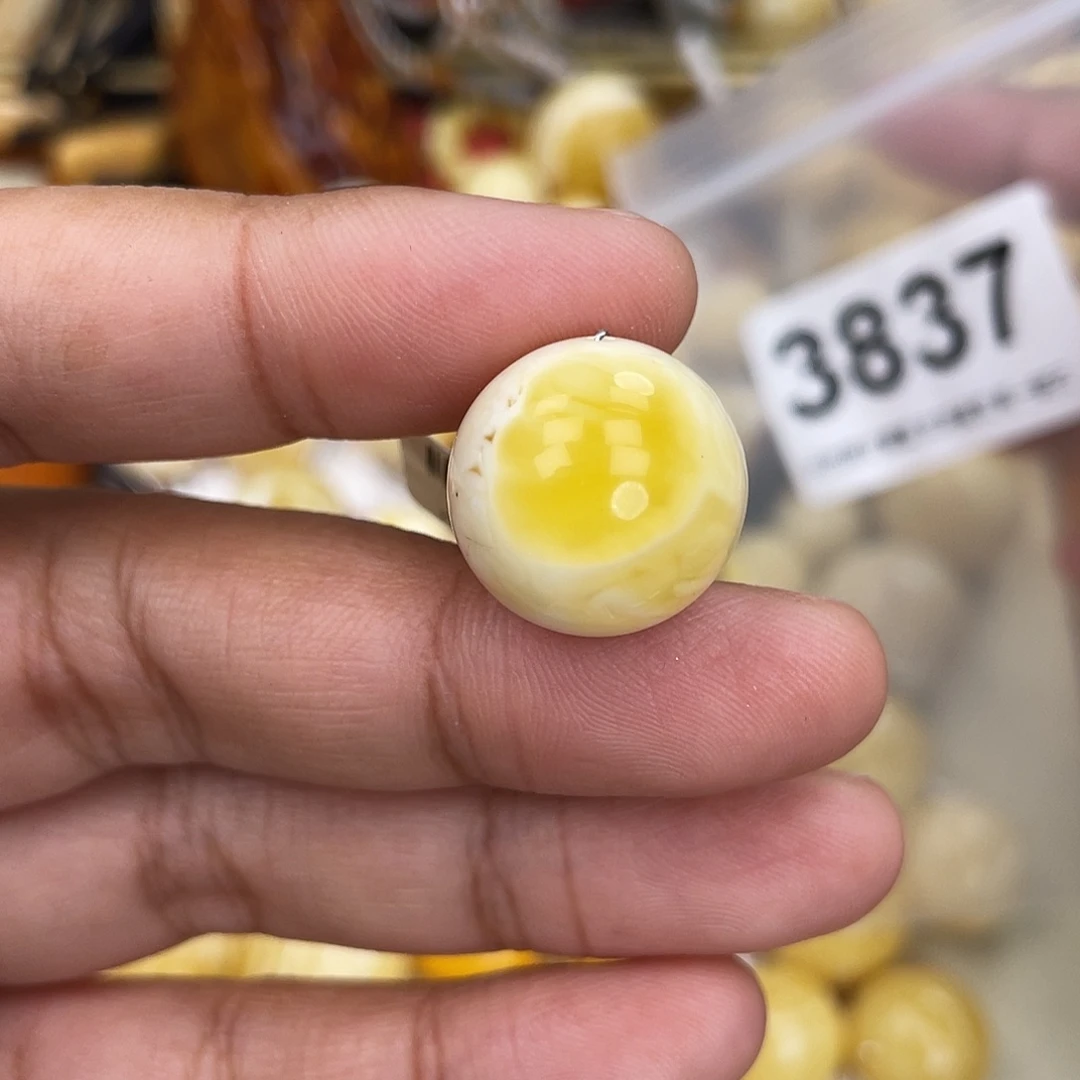 蜜蜡未镶嵌珠宝奇石粉水线17.2糖心蛋