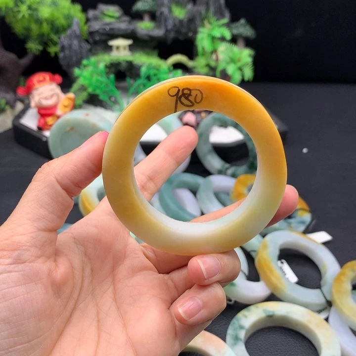 定制翡翠翡翠手镯未镶嵌