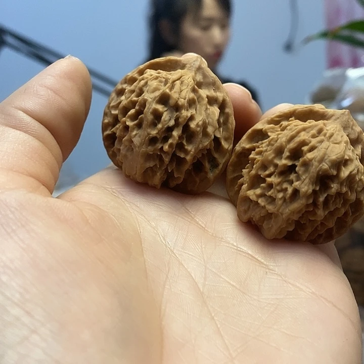 文玩核桃把件36小众蜡皮皇冠