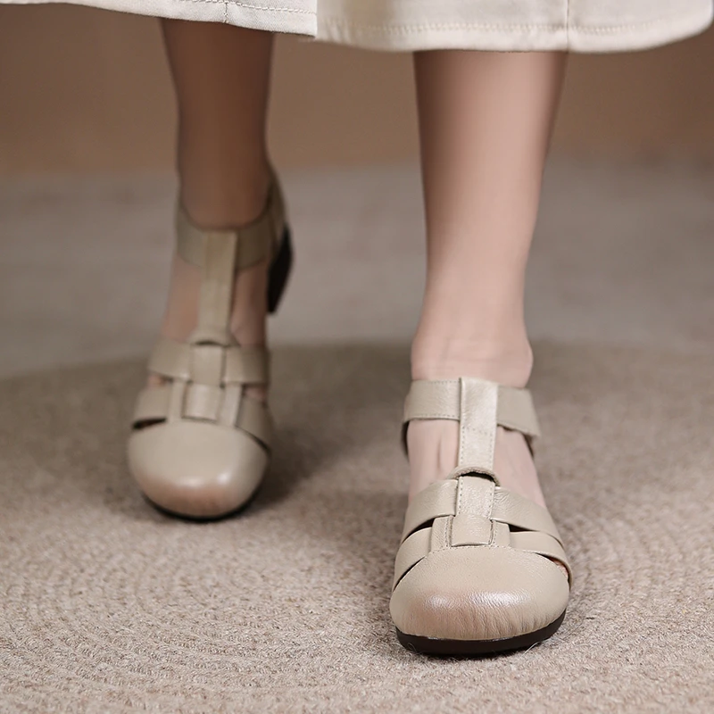 樱粉白 头层牛皮 3.5cm跟高 搭裙子搭阔腿裤的女士凉鞋 轻奢风