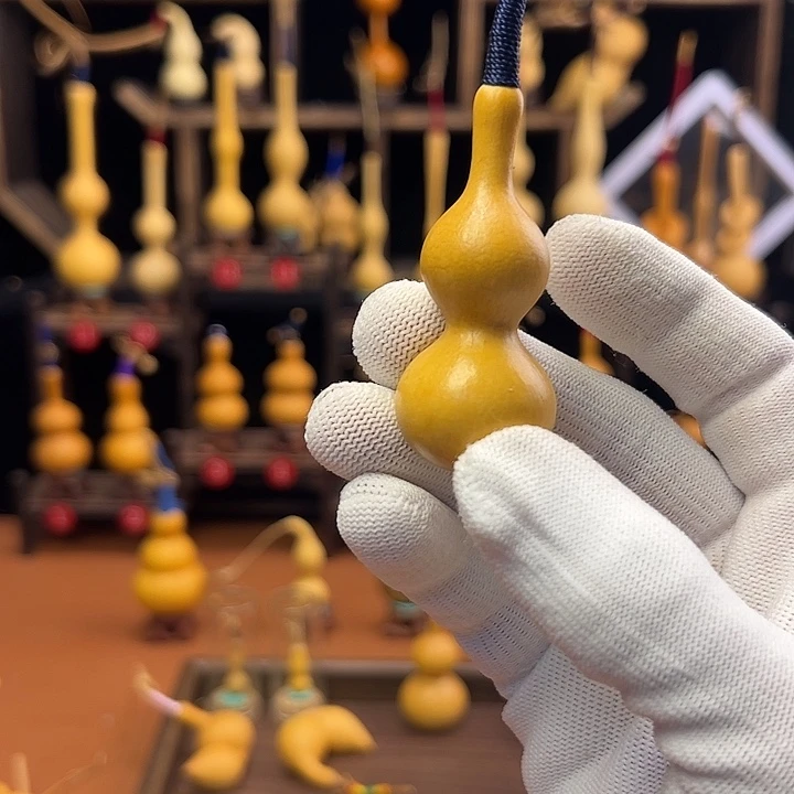 开***朔葫芦笙等乐器的演奏