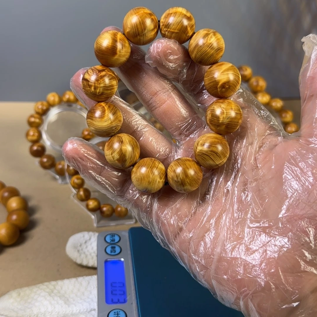 柏木（崖柏）L**哥太行崖柏金色闪电2.0