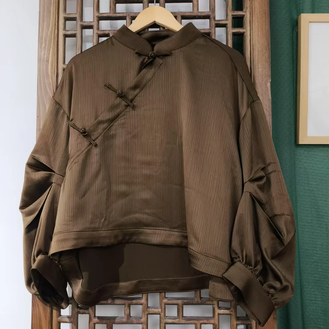 (SY4212) 凤徕兮私人定制咖色光板捏褶袖斜襟盘扣短上衣