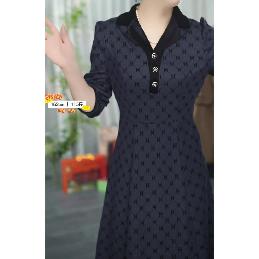 V1063  秋季新款气质时尚百搭高货显瘦连衣裙