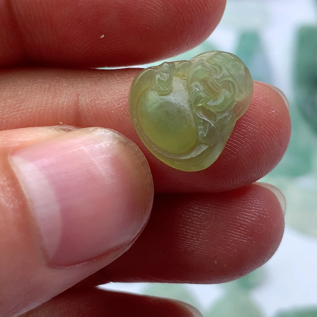 定制翡翠未镶嵌包工