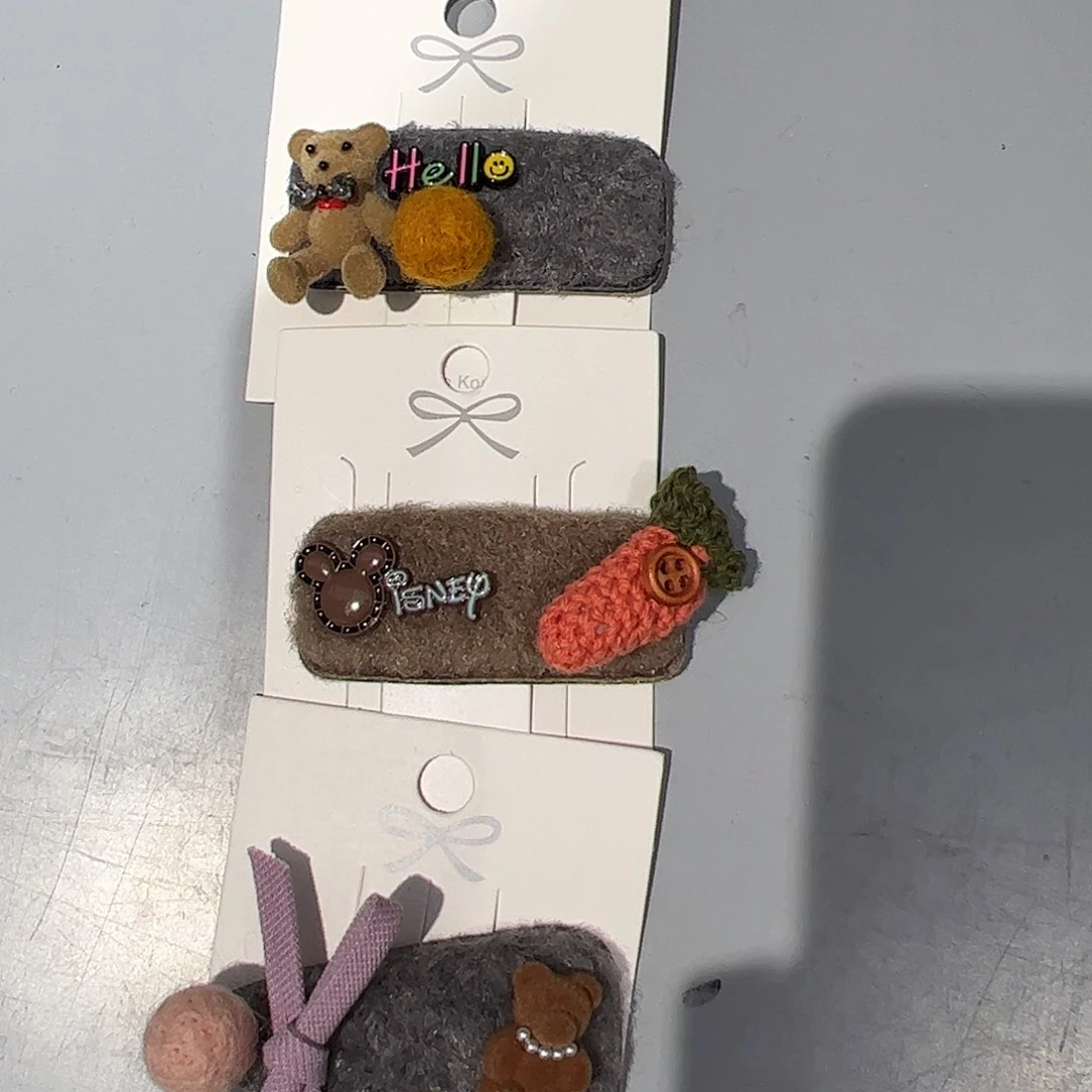 布艺非金属3个夹子