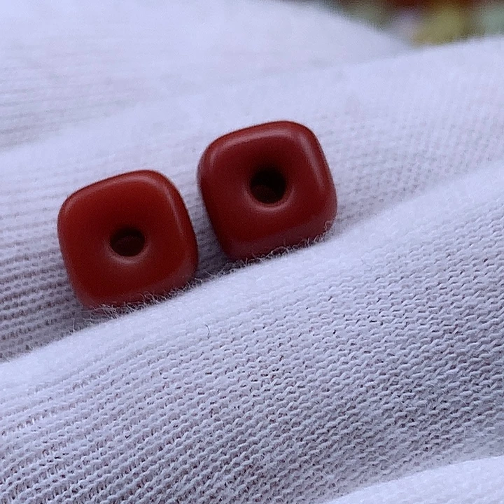 南红玛瑙未镶嵌珠宝奇石