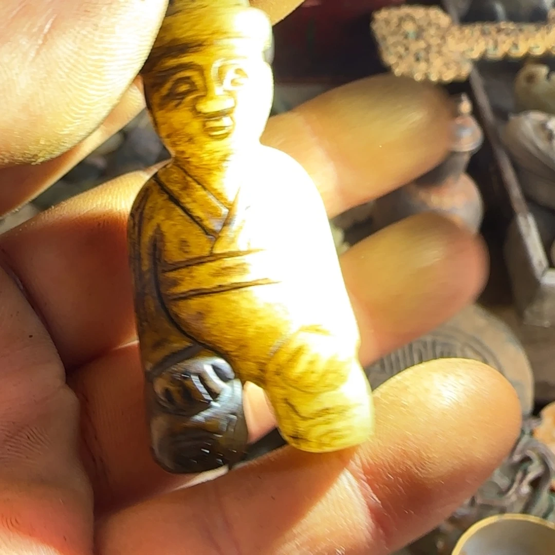 和田玉（糖玉）未镶嵌挂件