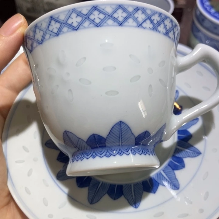 释***然陶瓷艺术品的制作