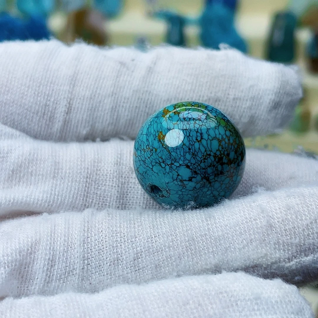 绿松石颈饰未镶嵌快*