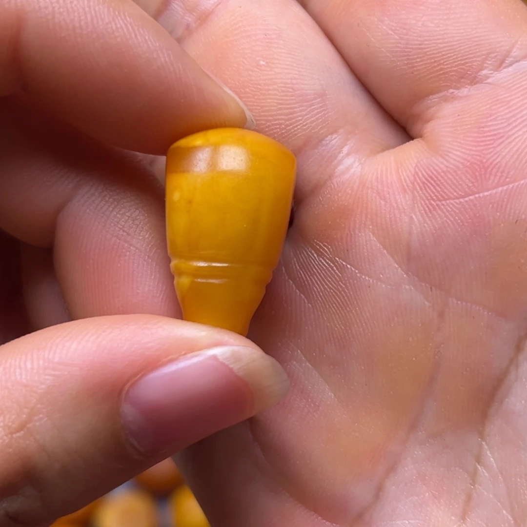 琥珀未镶嵌吊坠(不含链)
