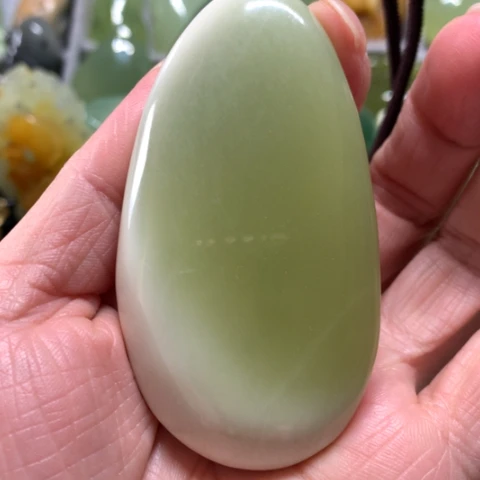 蛇纹石玉未镶嵌手把件