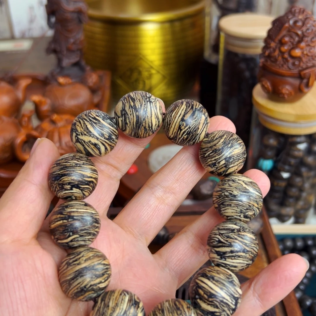 阴沉木年货节福利活动文玩手串摆件把件