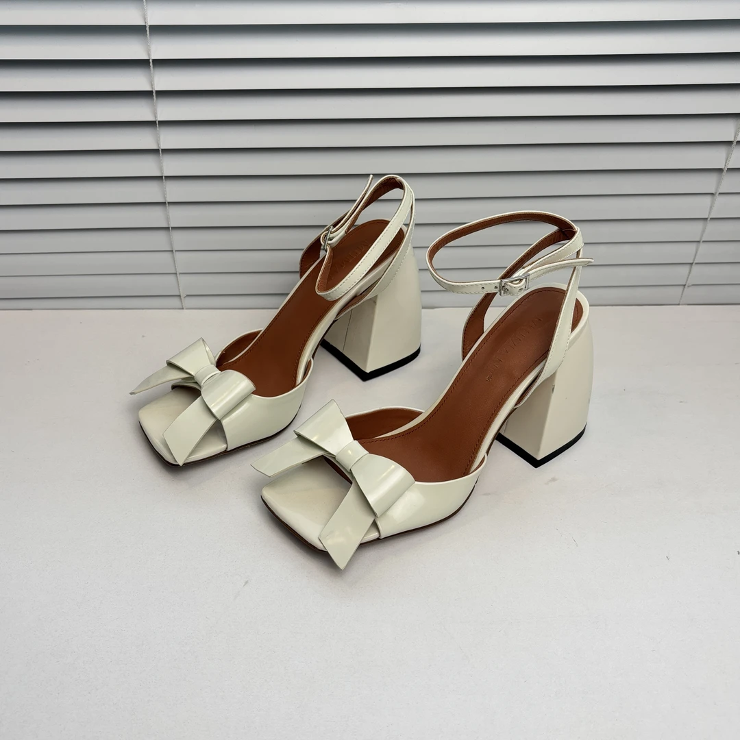 【仅剩36码】跟高10cm凉鞋Y85