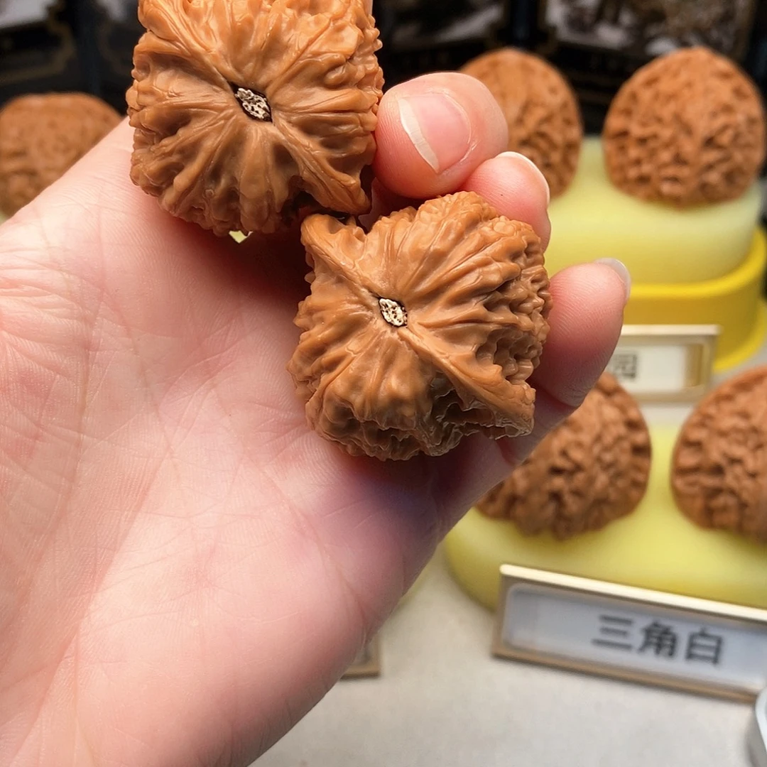 我***人文玩核桃吊坠39尺全品磨盘159号
