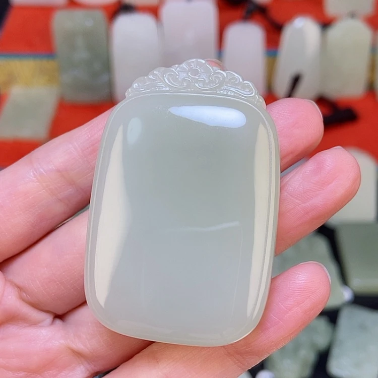 【闪购商品】颈饰未镶嵌和田玉