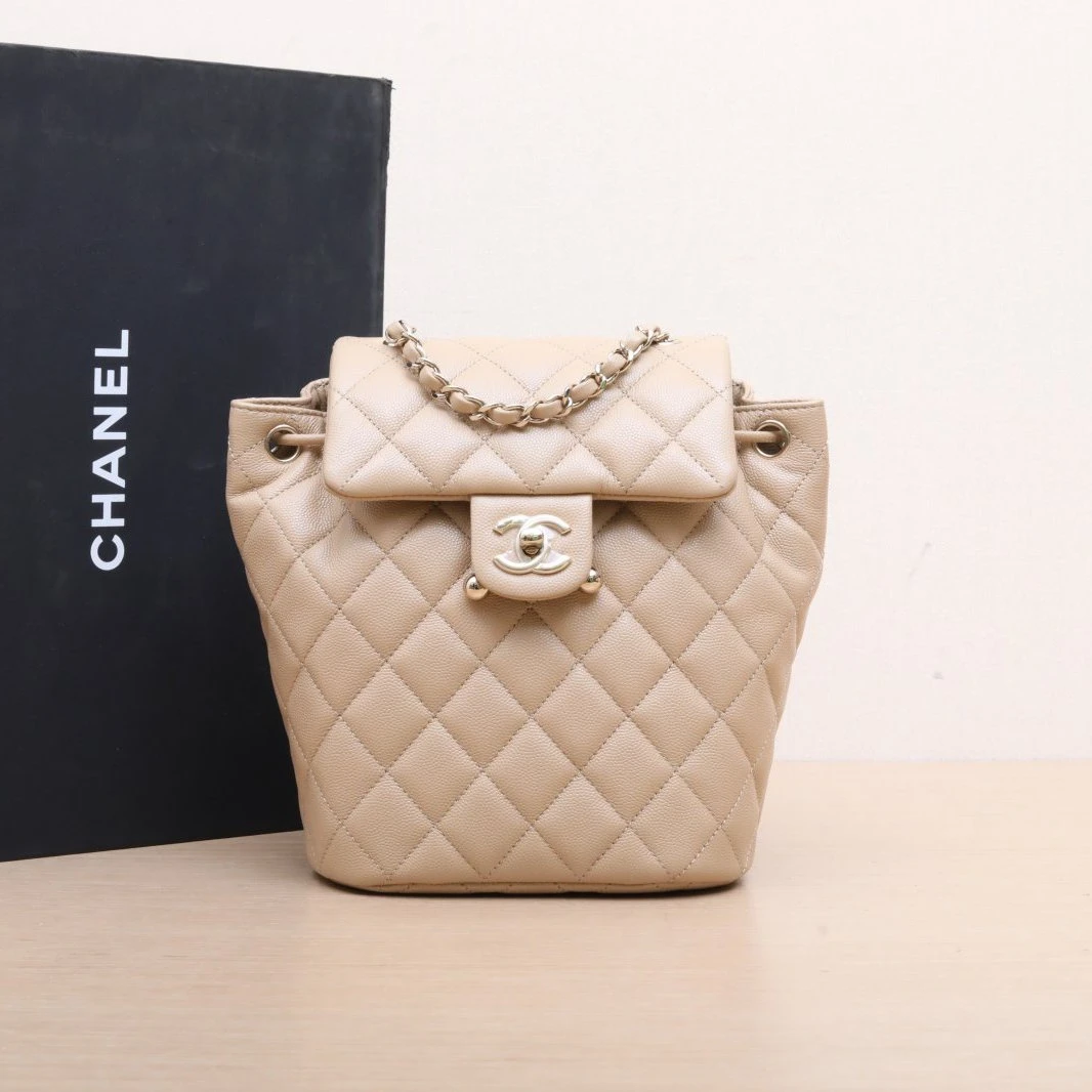 99新 Chanel/香奈儿 【黑黑】23S 萨尔茨堡双肩包 小号 奶茶色