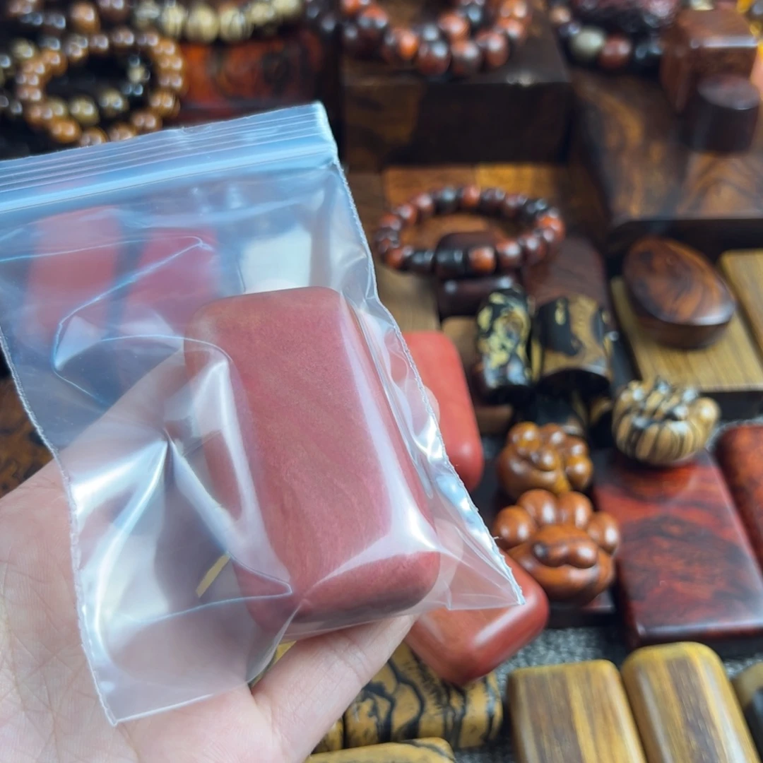 就***文粉象木手把件西瓜红