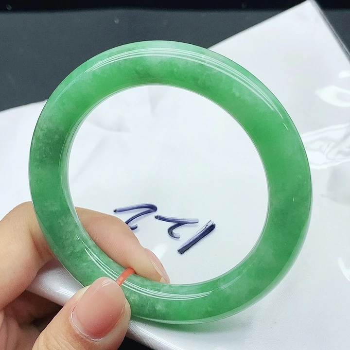 未镶嵌手镯翡翠122