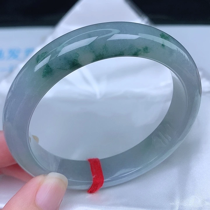 未镶嵌手镯翡翠天然