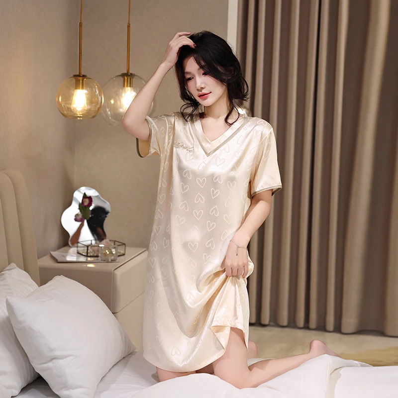 睡衣女夏季短袖冰丝性感家居服2025新款高级感女士夏天睡裙带胸垫
