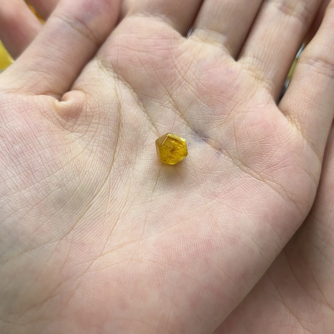 嘉***笙琥珀颈饰未镶嵌天然琥珀