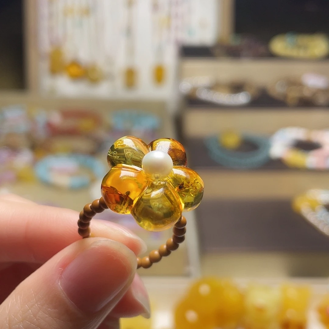 琥珀未镶嵌裸石戒指