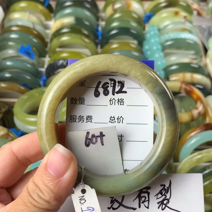 未镶嵌蛇纹石玉手镯6872