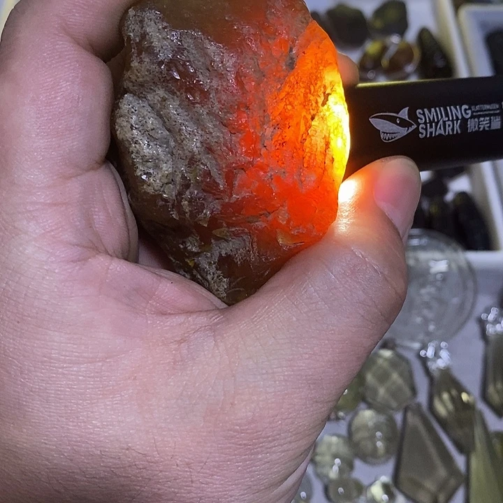 非金属玻璃玉化玛瑙原石