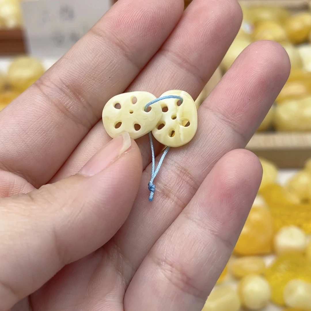 裸石蜜蜡未镶嵌配饰