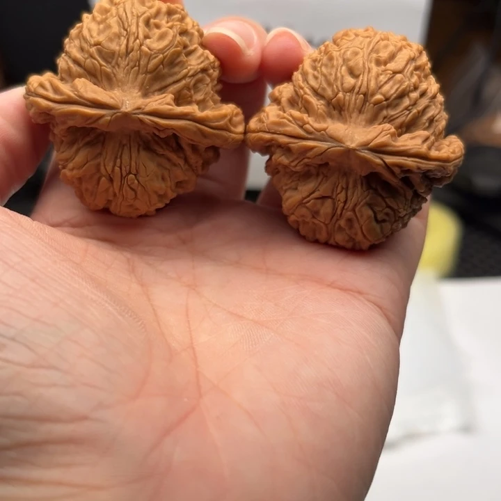 吊坠文玩核桃南疆43