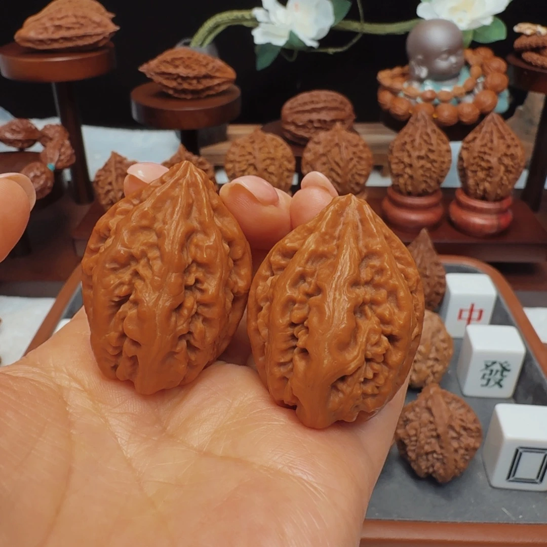 文玩核桃吊坠豆粒塔