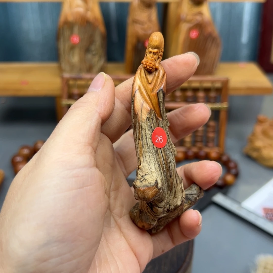 大***沙木崖柏木摆件手把件