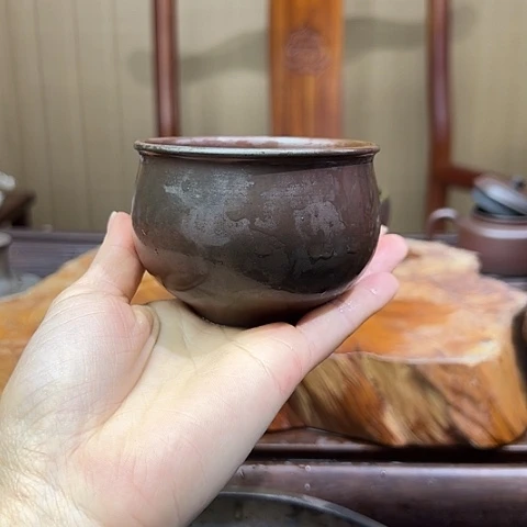 ?**坏戬谷龙窑坭兴陶柴烧茶杯972