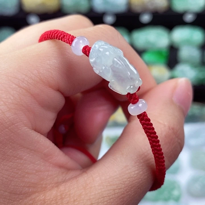 翡翠颈饰未镶嵌天然