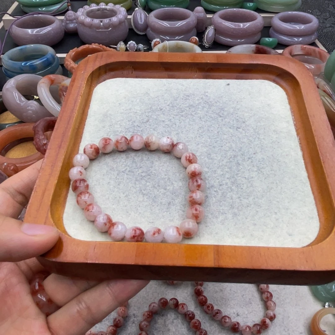 云***薇石英岩玉圈口齐全未镶嵌