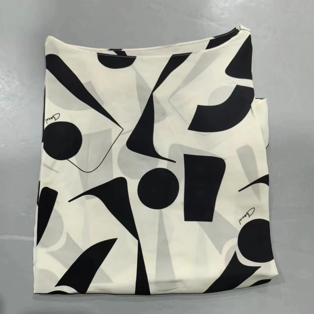 120号【南油玲姐】黑白印花上衣衬衫N23209