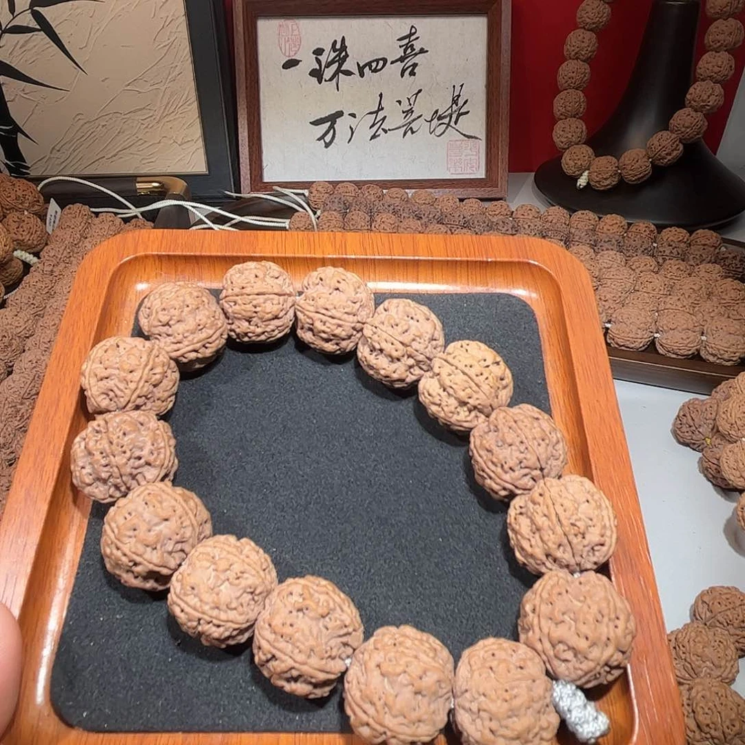 金刚菩提手串满肉满蜂窝安娜梅花21