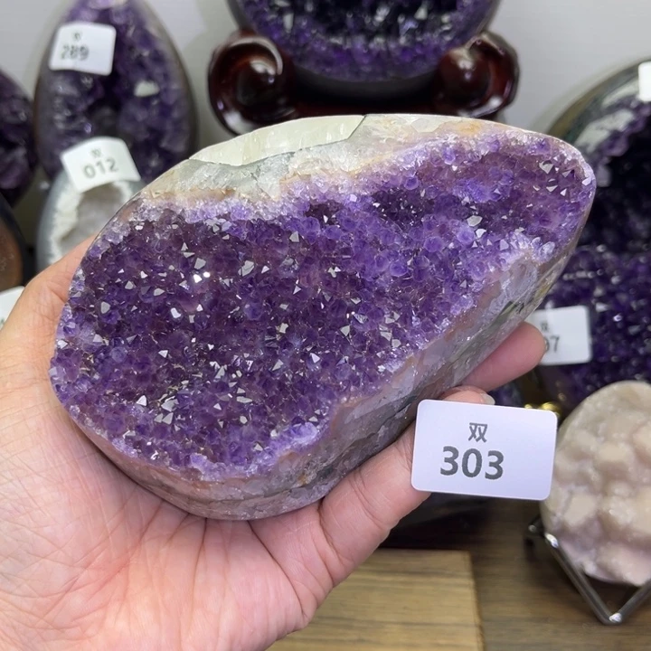 水晶未镶嵌大型摆件（非配饰）方解石
